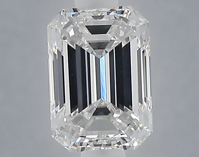 1.06 carat emerald lab grown diamond D color VVS2 clarity
