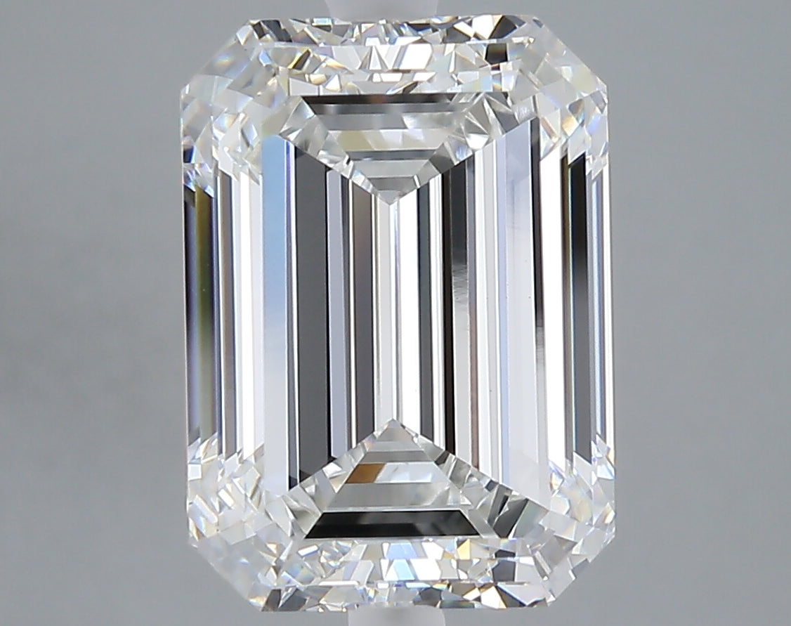 6.28 carat emerald lab grown diamond F color VVS2 clarity
