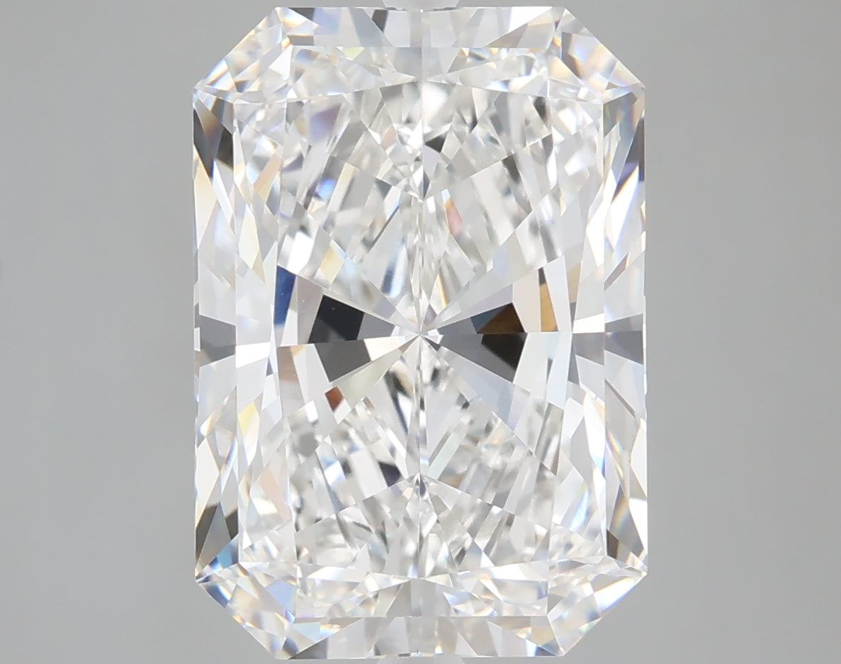 7.09 carat radiant lab grown diamond E color VVS2 clarity