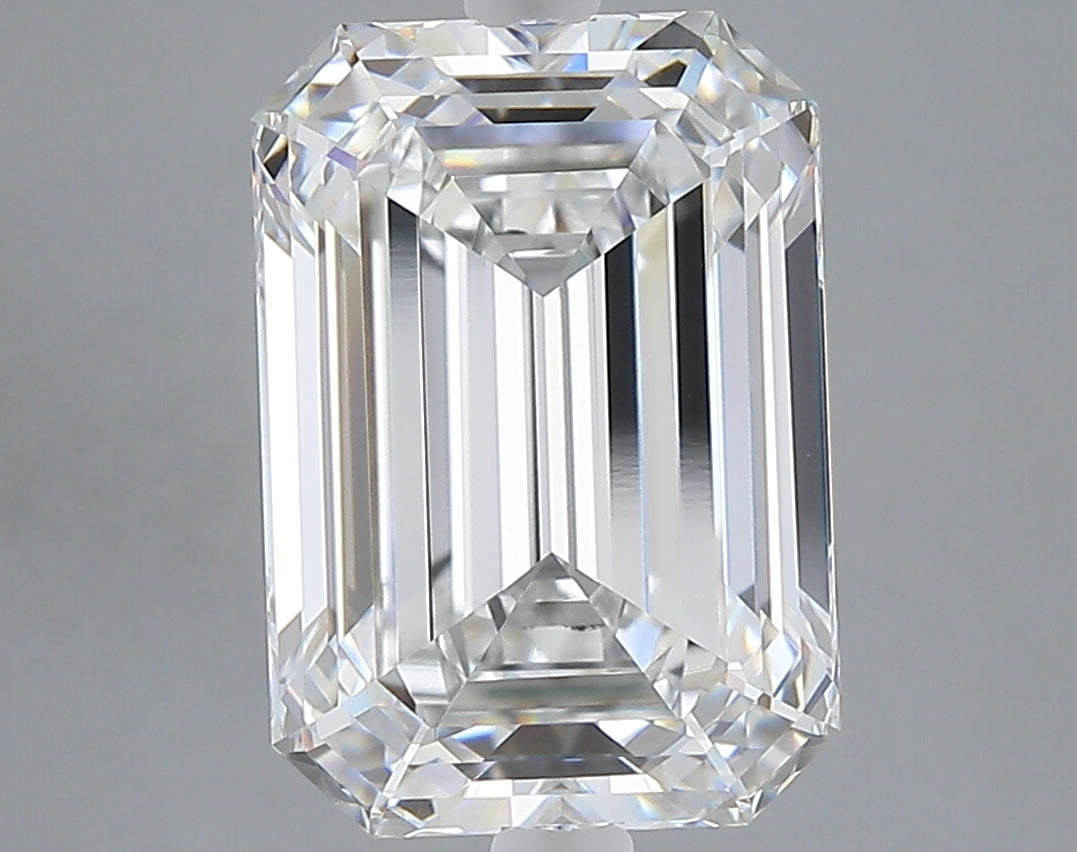 5.05 carat emerald lab grown diamond F color VVS2 clarity