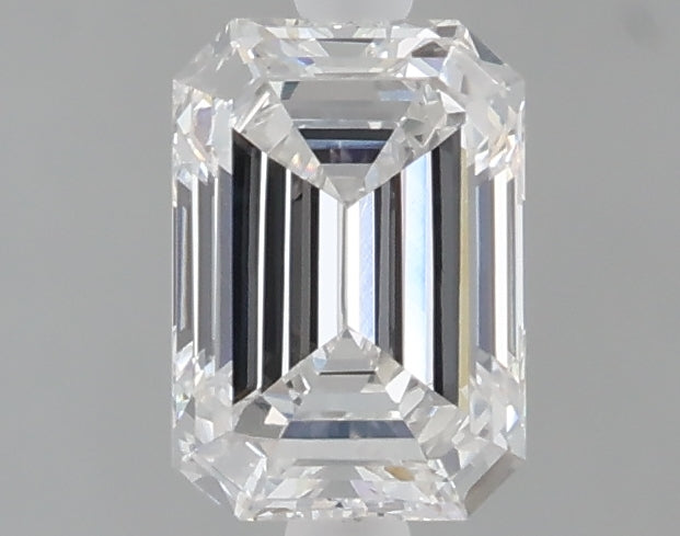 1.04 carat emerald lab grown diamond E color VVS1 clarity