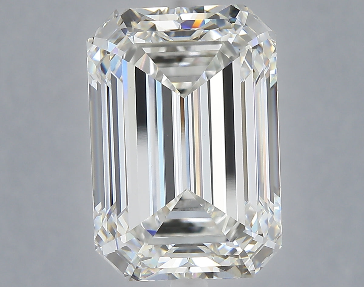 9.11 carat emerald lab grown diamond F color VVS2 clarity