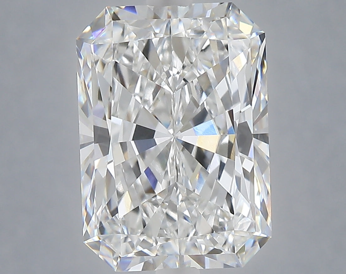 5.27 carat radiant lab grown diamond E color VVS2 clarity