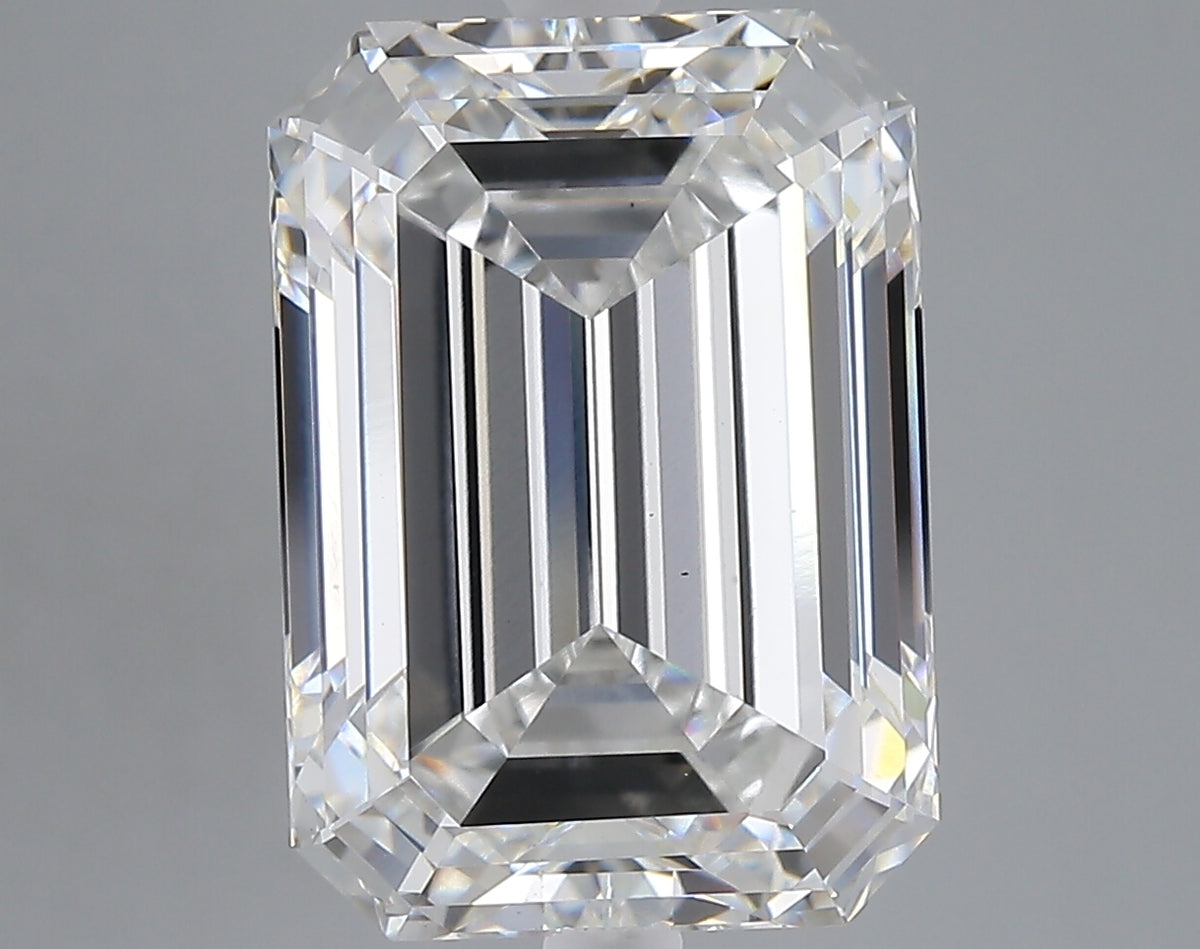 8.06 carat emerald lab grown diamond E color VS1 clarity