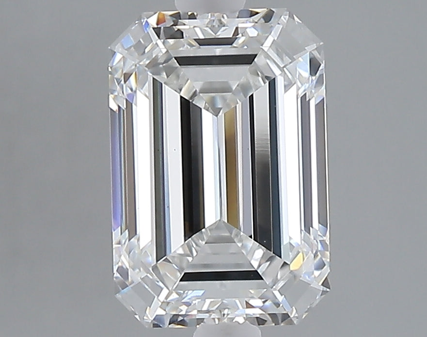 2.55 carat emerald lab grown diamond E color VS1 clarity