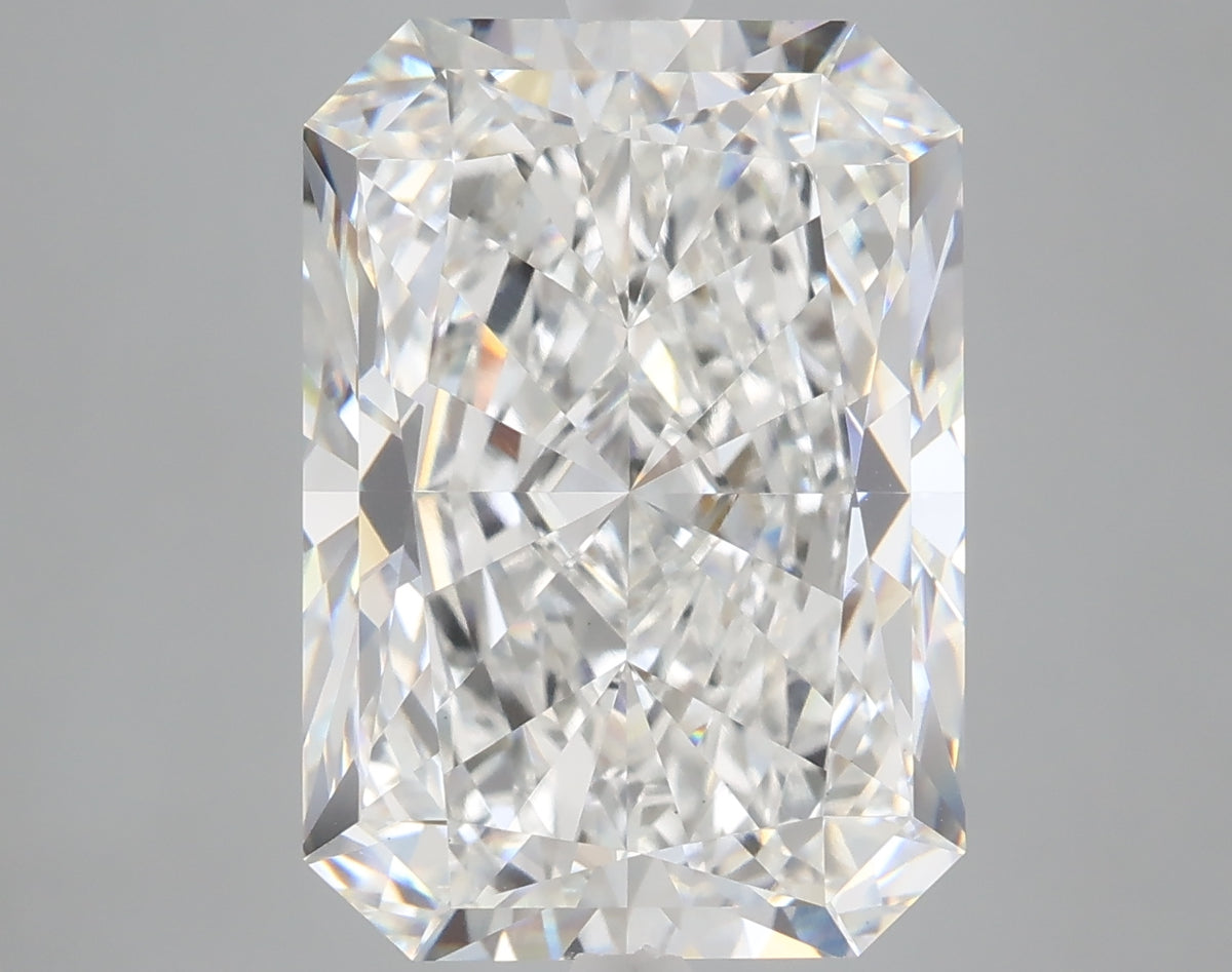 9.06 carat radiant lab grown diamond E color VVS2 clarity