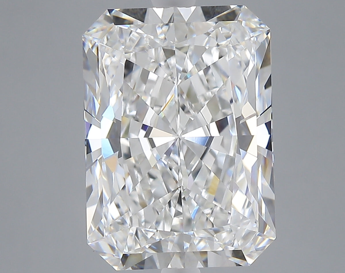 7.07 carat radiant lab grown diamond D color VVS2 clarity