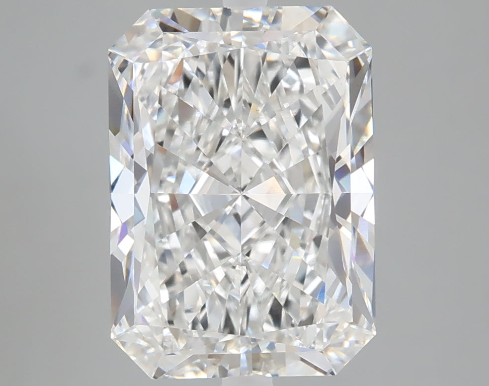 4.01 carat radiant lab grown diamond E color VVS2 clarity