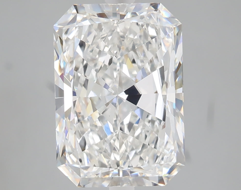 3.99 carat radiant lab grown diamond E color VVS2 clarity