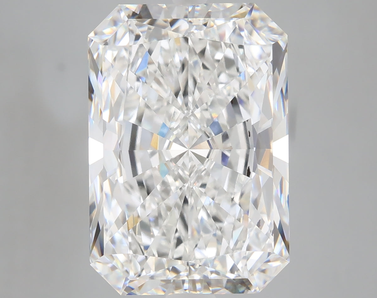 10.05 carat radiant lab grown diamond E color VVS2 clarity