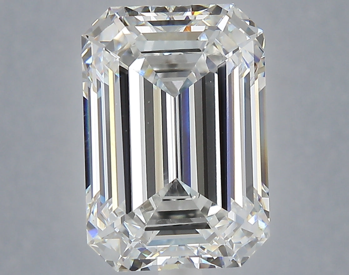 6.06 carat emerald lab grown diamond E color VVS2 clarity