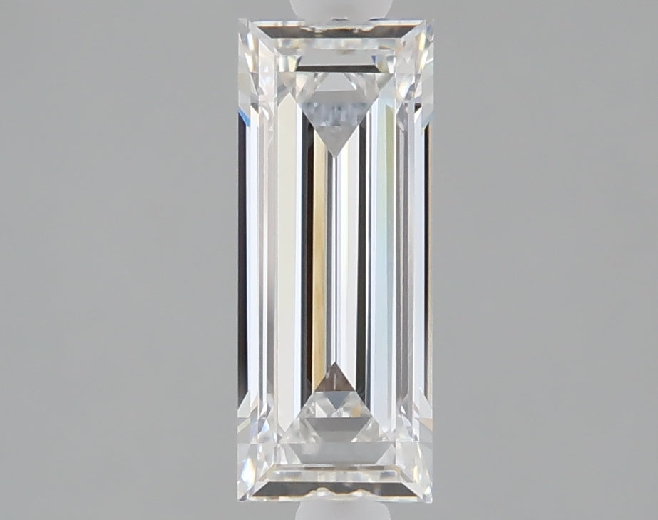 1.05 carat baguette lab grown diamond E color VVS2 clarity