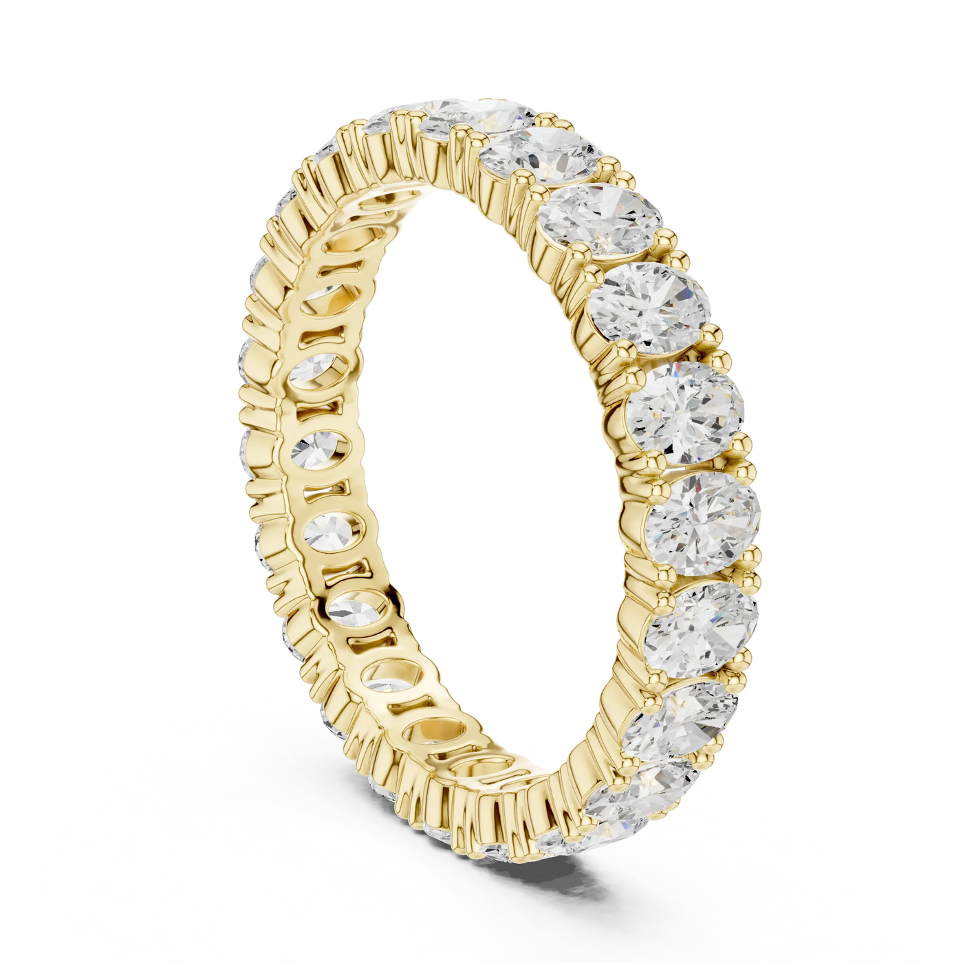 Band-Detail: Round Diamond Ring with Pave Setting in 14k Yellow Gold - Lab Grown - Driona Jewels