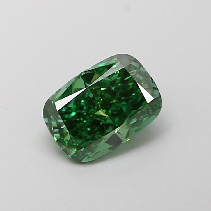 1.05 carat fancy vivid green cushion lab grown diamond VVS2 clarity