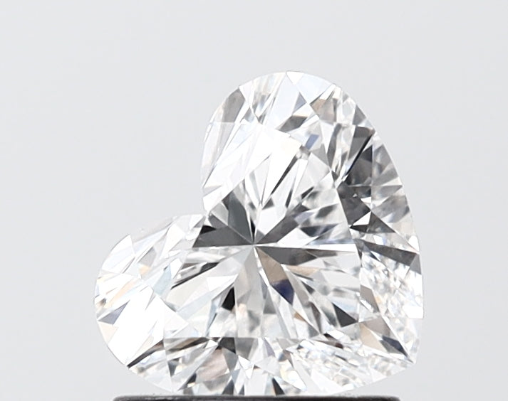 1.09 carat heart lab grown diamond E color VS1 clarity