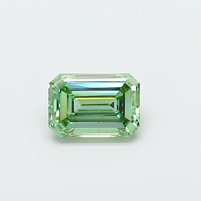 0.80 carat fancy vivid green emerald lab grown diamond VS2 clarity