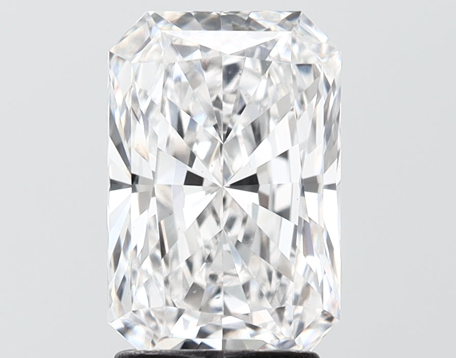 2.53 carat radiant lab grown diamond E color VS1 clarity