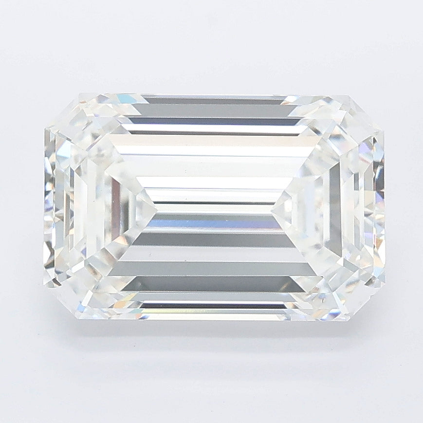4.26 carat emerald lab grown diamond E color VS1 clarity