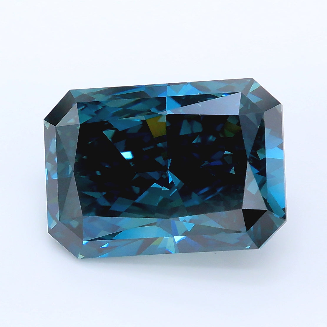 5.62 carat fancy deep blue radiant lab grown diamond VS2 clarity