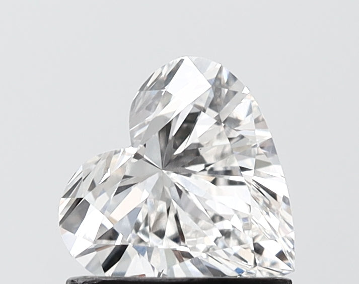 1.04 carat heart lab grown diamond E color VVS2 clarity