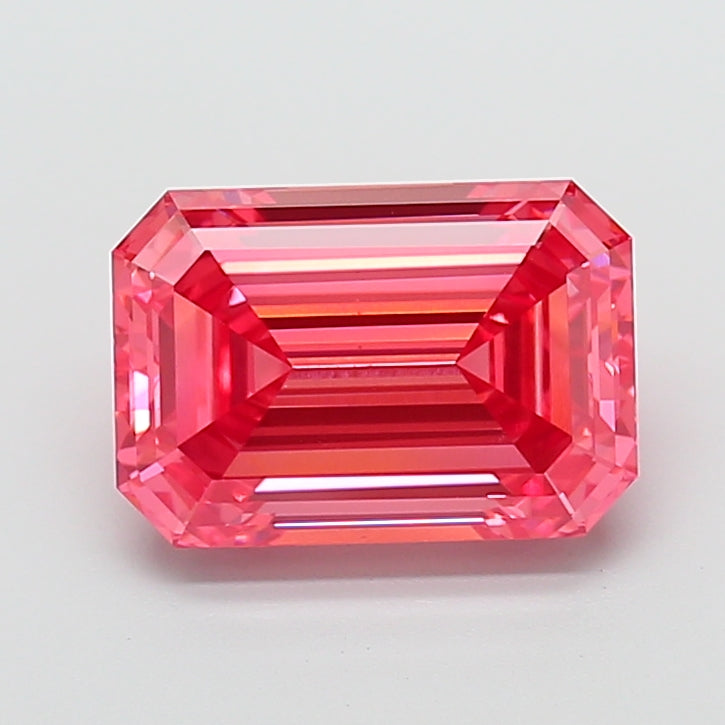 5.04 carat fancy vivid pink emerald lab grown diamond VVS2 clarity