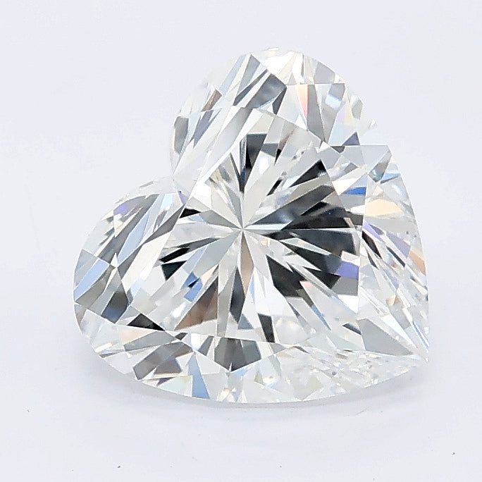 2.09 carat heart lab grown diamond E color VVS2 clarity