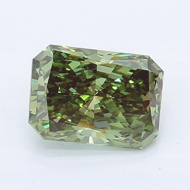1.04 carat fancy vivid green radiant lab grown diamond VVS2 clarity