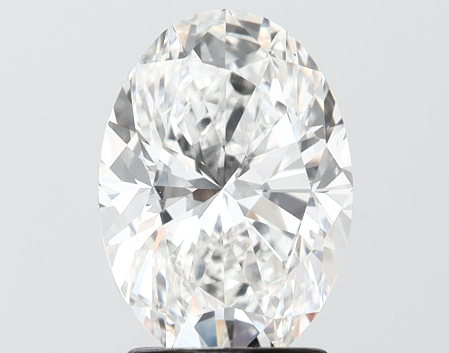2.50 carat oval lab grown diamond E color VS2 clarity