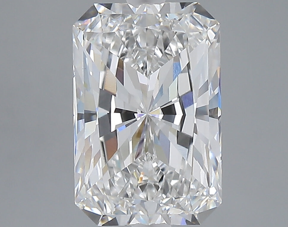 3.05 carat radiant lab grown diamond E color VVS2 clarity