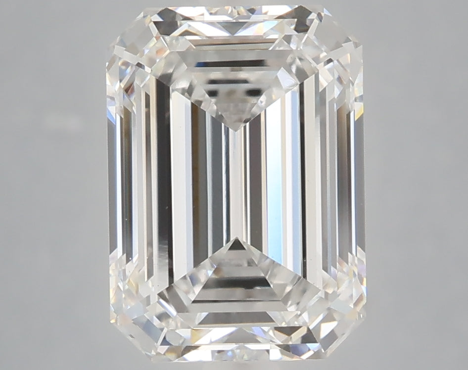 4.00 carat emerald lab grown diamond E color VS1 clarity