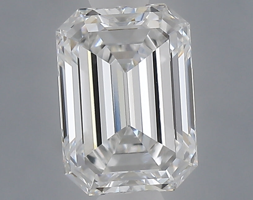 1.05 carat emerald lab grown diamond D color VVS2 clarity