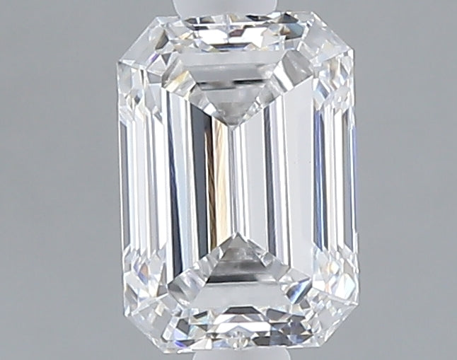 1.06 carat emerald lab grown diamond D color VVS2 clarity