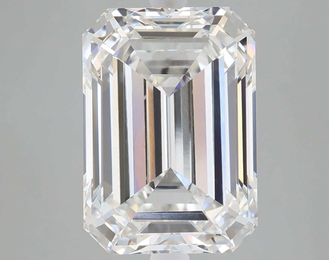 6.27 carat emerald lab grown diamond E color VVS2 clarity