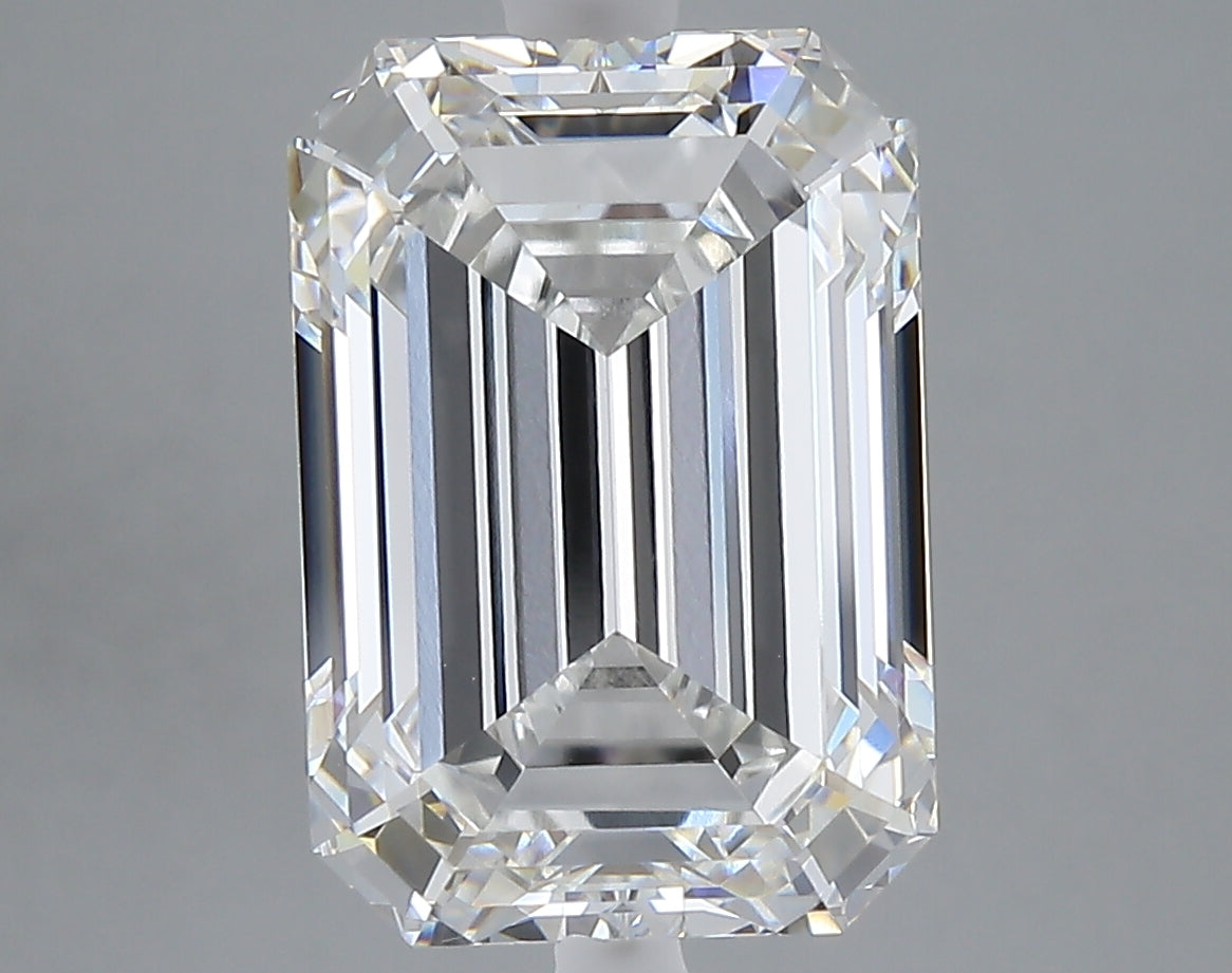 6.31 carat emerald lab grown diamond F color VVS2 clarity