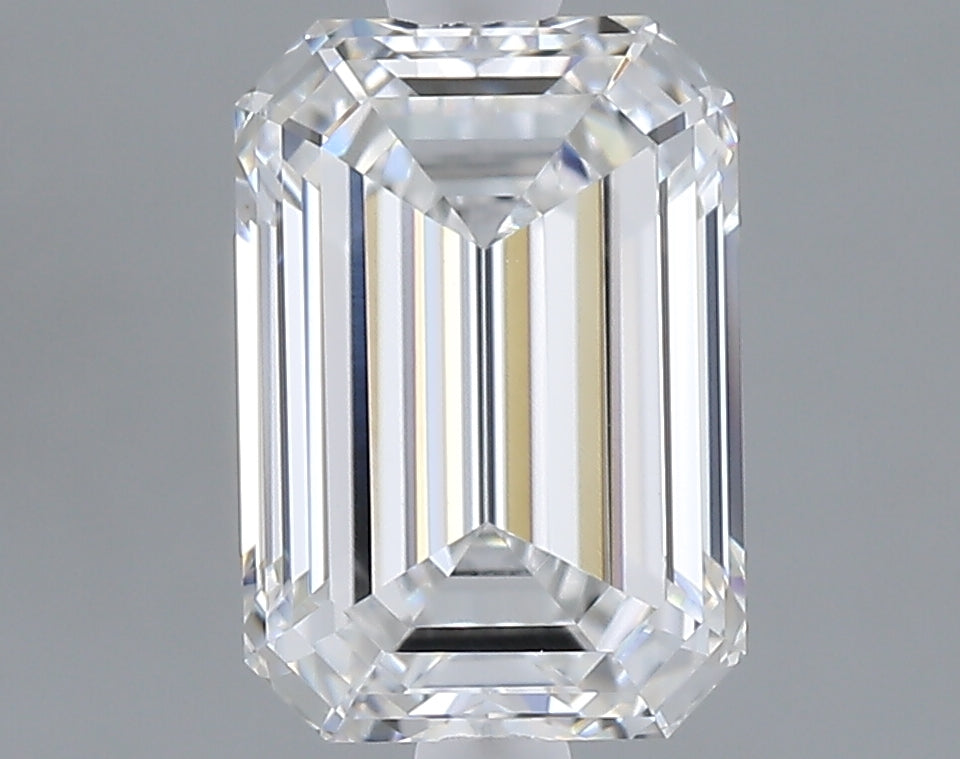 1.56 carat emerald lab grown diamond D color VVS2 clarity