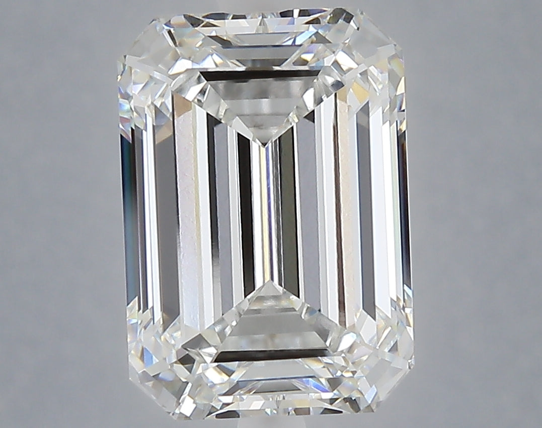 5.28 carat emerald lab grown diamond E color VVS2 clarity