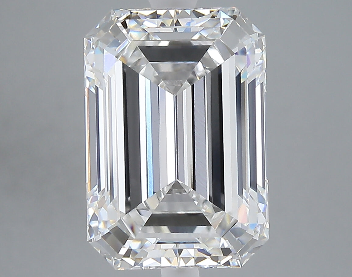 6.09 carat emerald lab grown diamond E color VVS2 clarity
