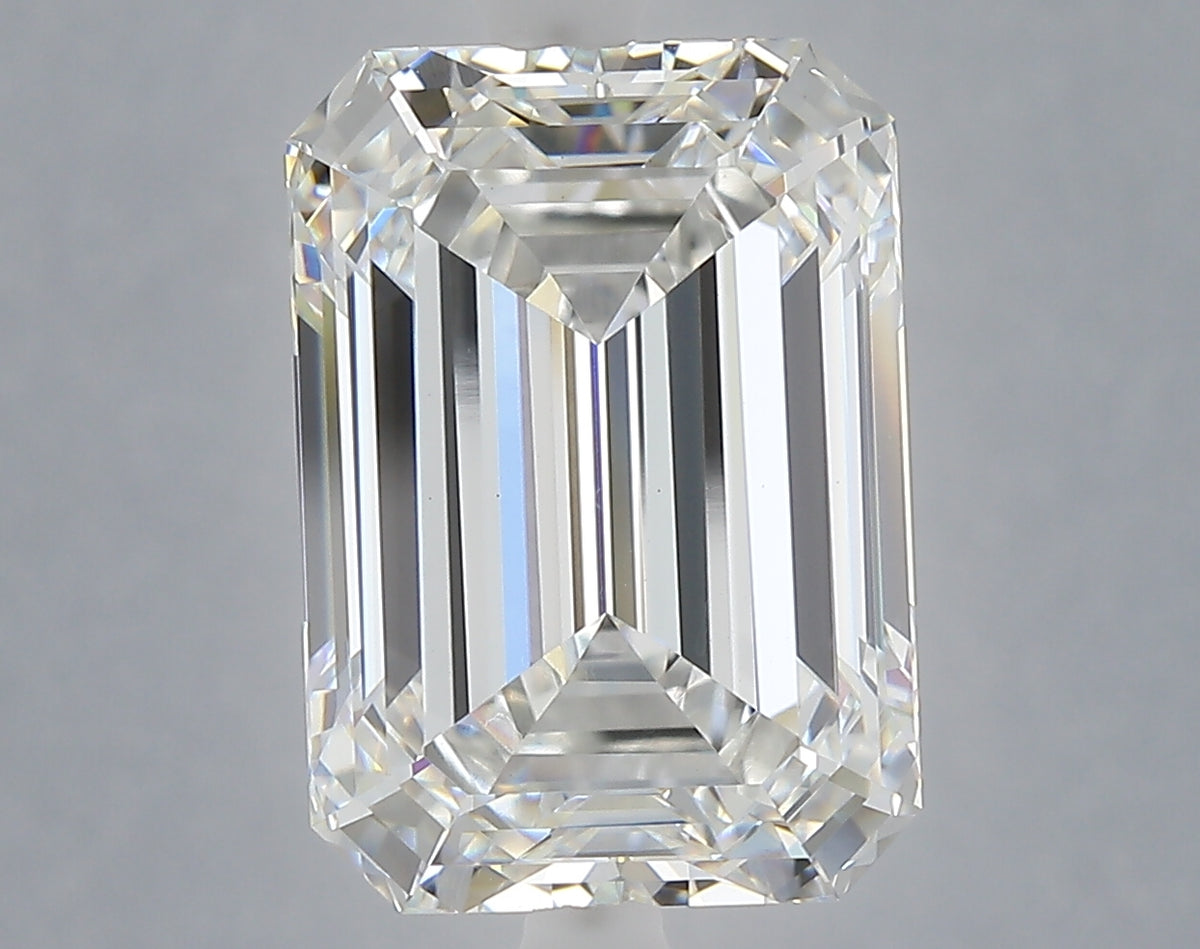 7.07 carat emerald lab grown diamond F color VVS2 clarity