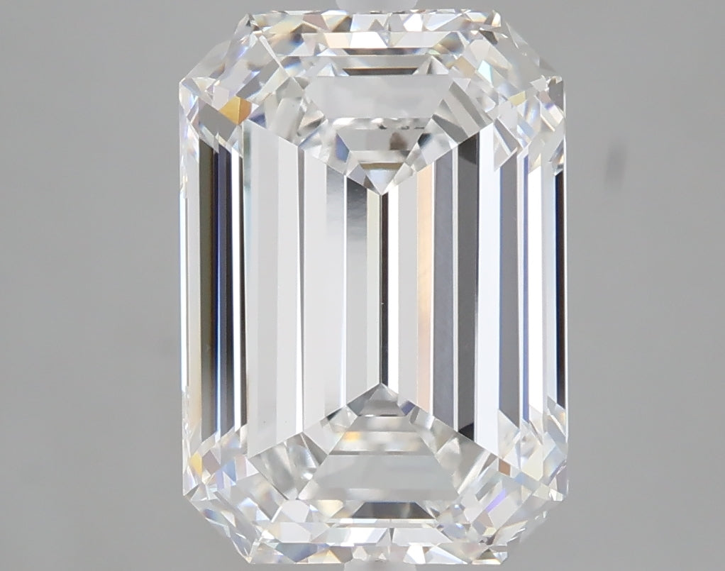 5.09 carat emerald lab grown diamond E color VVS2 clarity