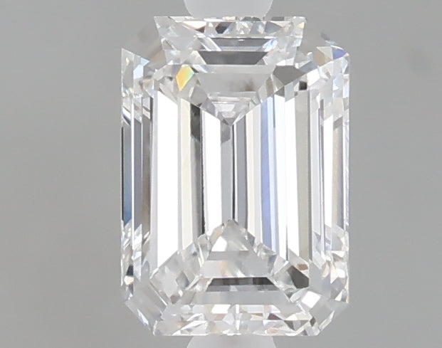 1.01 carat emerald lab grown diamond D color VVS2 clarity