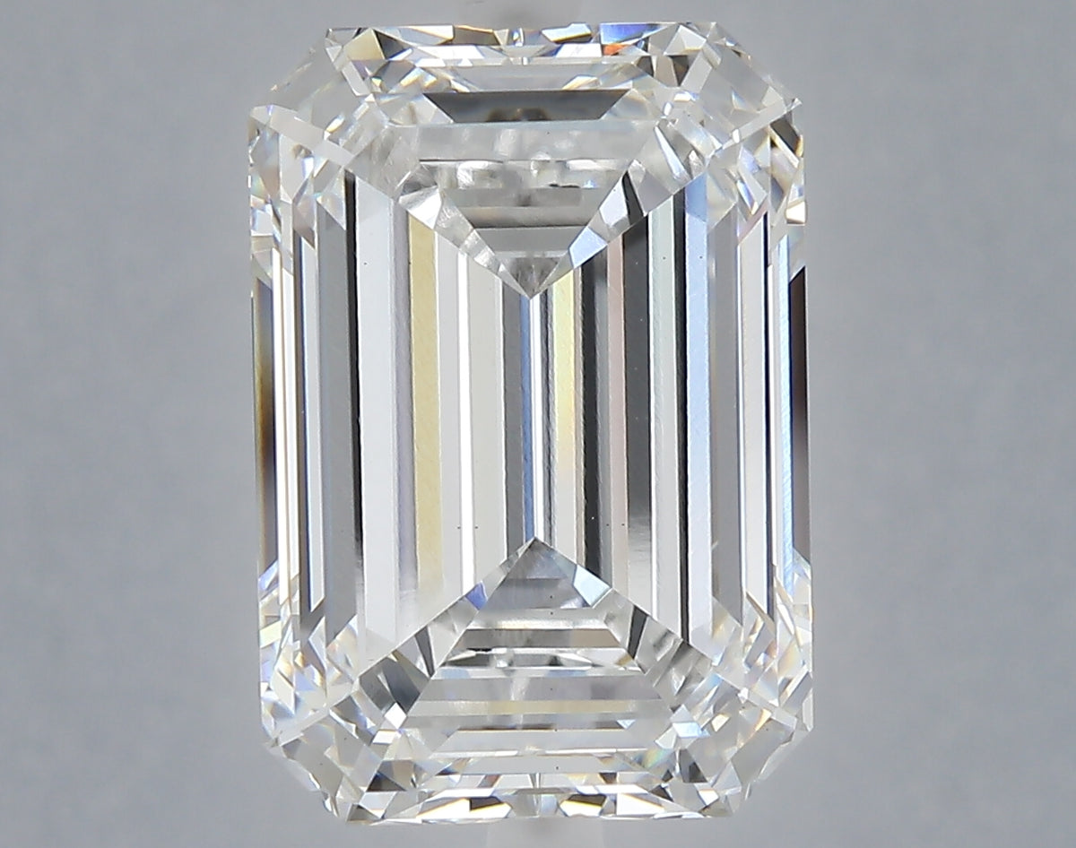 9.29 carat emerald lab grown diamond E color VS1 clarity