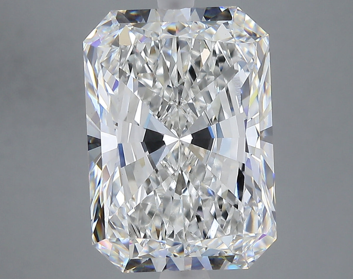 7.07 carat radiant lab grown diamond E color VS1 clarity