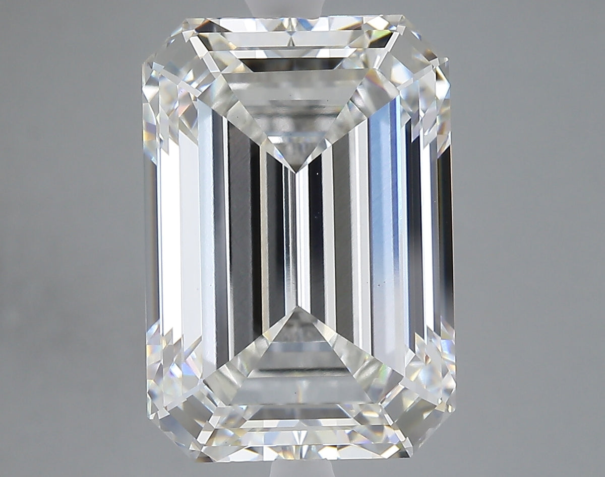 10.07 carat emerald lab grown diamond F color VVS2 clarity