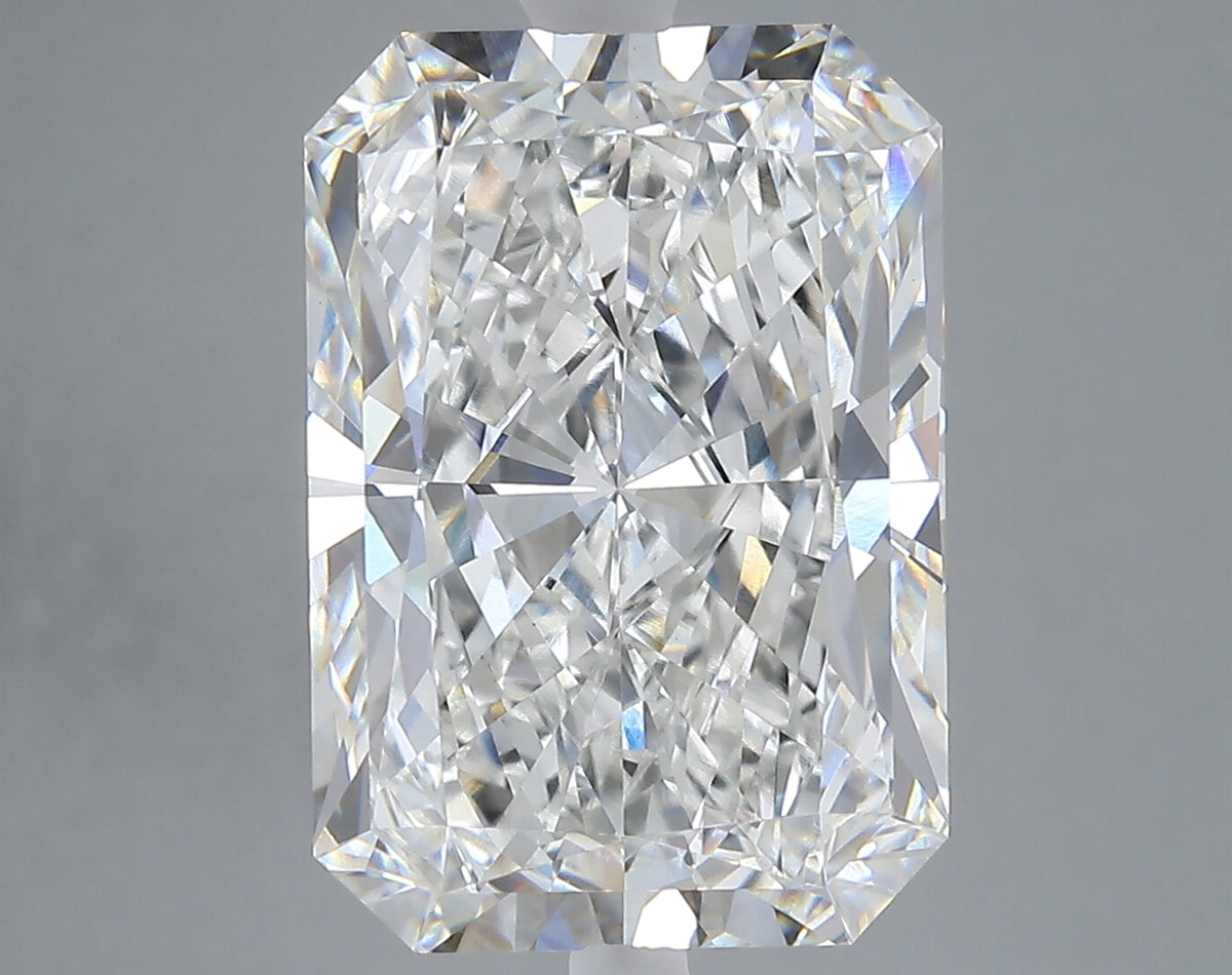 9.04 carat radiant lab grown diamond F color VVS2 clarity