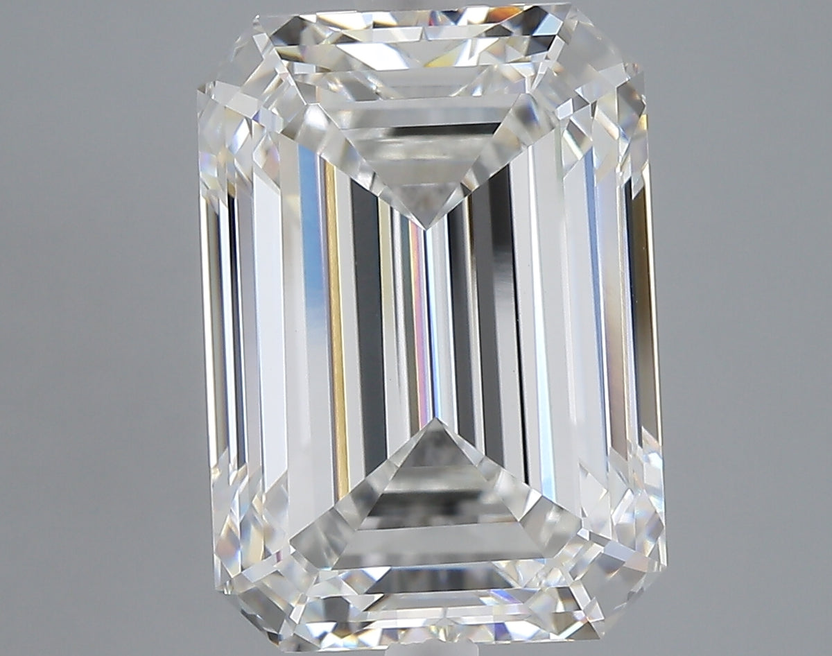 9.05 carat emerald lab grown diamond F color VVS2 clarity