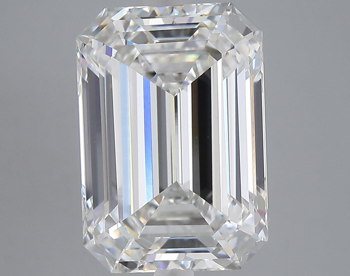 8.29 carat emerald lab grown diamond F color VVS2 clarity