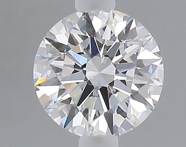 1.05 carat round lab grown diamond D color VVS2 clarity