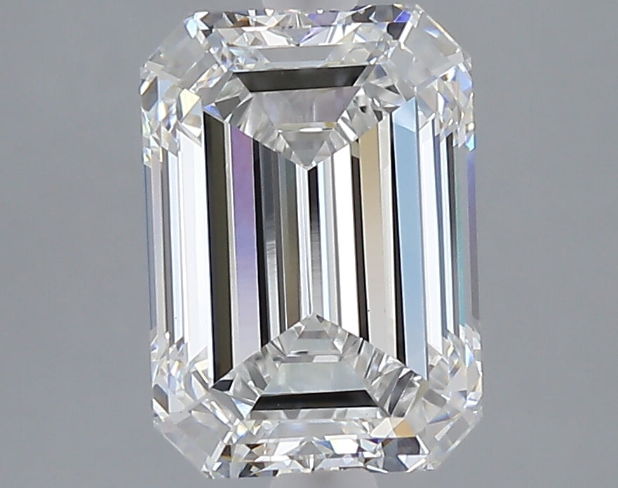 3.04 carat emerald lab grown diamond E color VS1 clarity