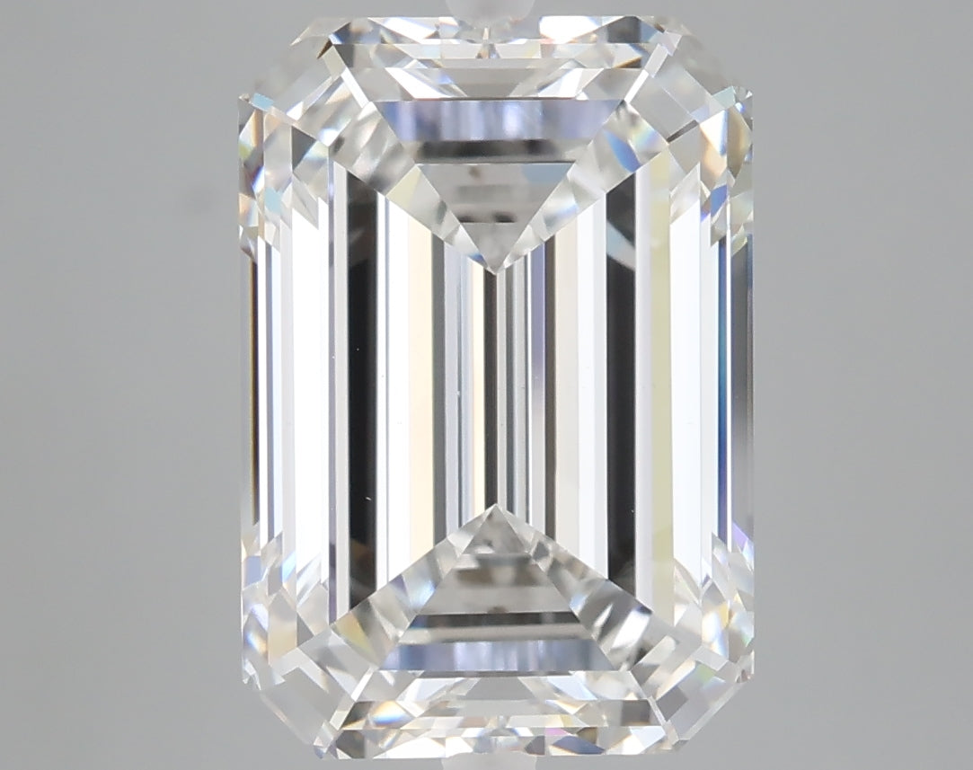 6.05 carat emerald lab grown diamond E color VVS2 clarity