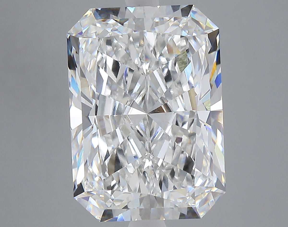 7.28 carat radiant lab grown diamond E color VVS2 clarity